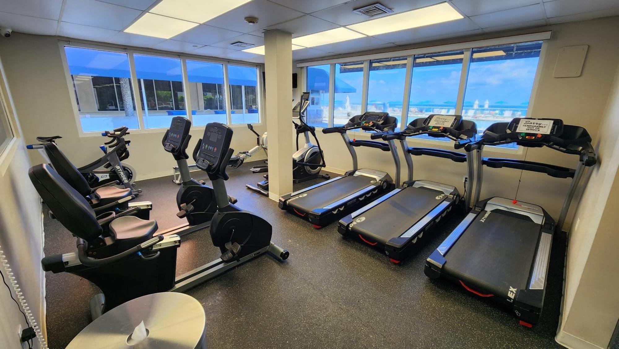 Stunning Beachfront Condo In Sunny Sunny Isles Beach With Ac, Fitness Room, Wifi Екстер'єр фото